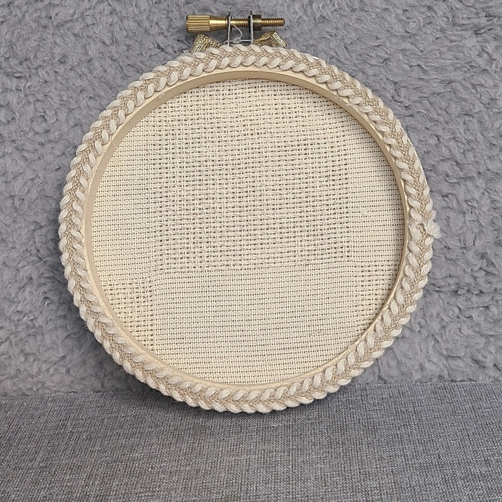 Vintage Embroidery Hoop Wall Art Girl Handmade Floral Needlework Boho Folk - Picture 12 of 13